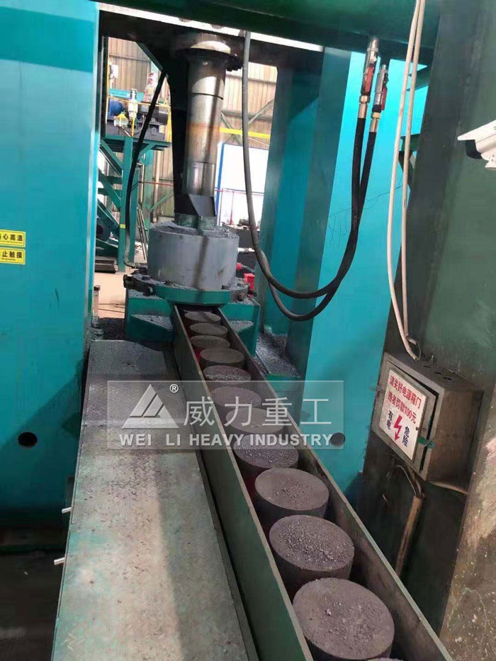 1600噸四柱液壓機(jī)壓制成品